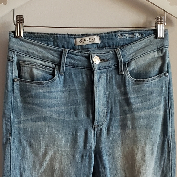 Guess The Msdel Jean Distressed Holy Boho Skinny Leg Roll Up Cuffs Woman Size 26 - Picture 4 of 16